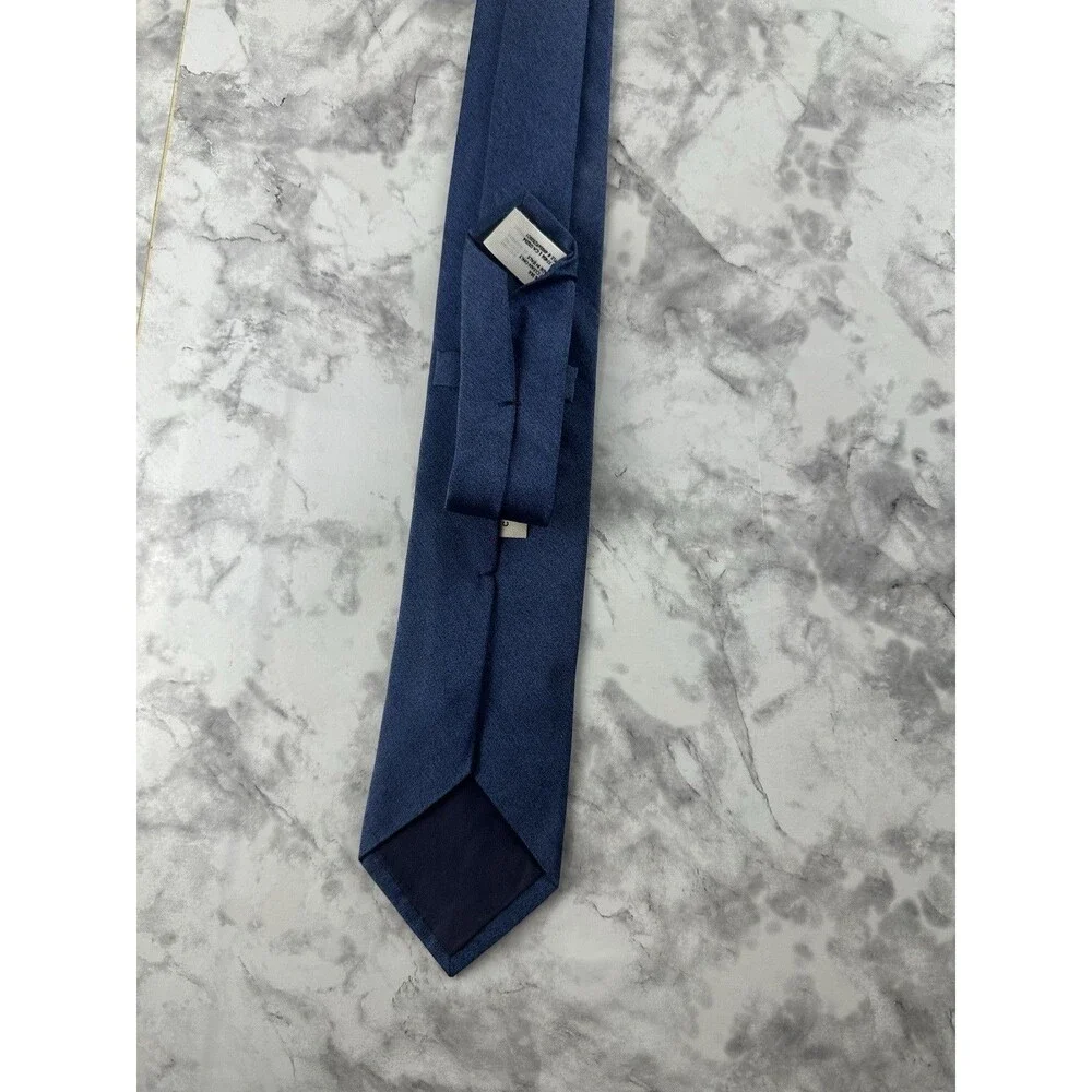 Club Monaco New York Clip On Neck Tie Navy Blue One Size